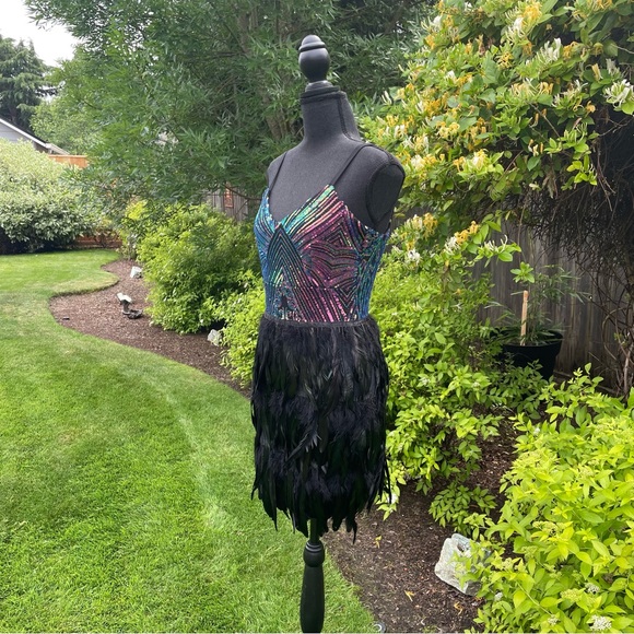 Sparkle & Shine Dress Short Sleeveless Spaghetti Strap Sequined with Feather - Picture 3 of 10